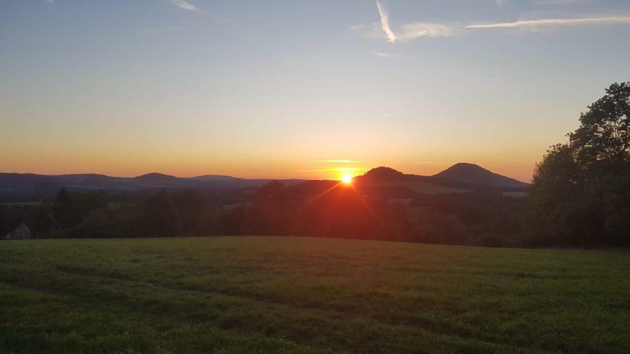 Vila Na Skalce Česká Kamenice Exteriör bild